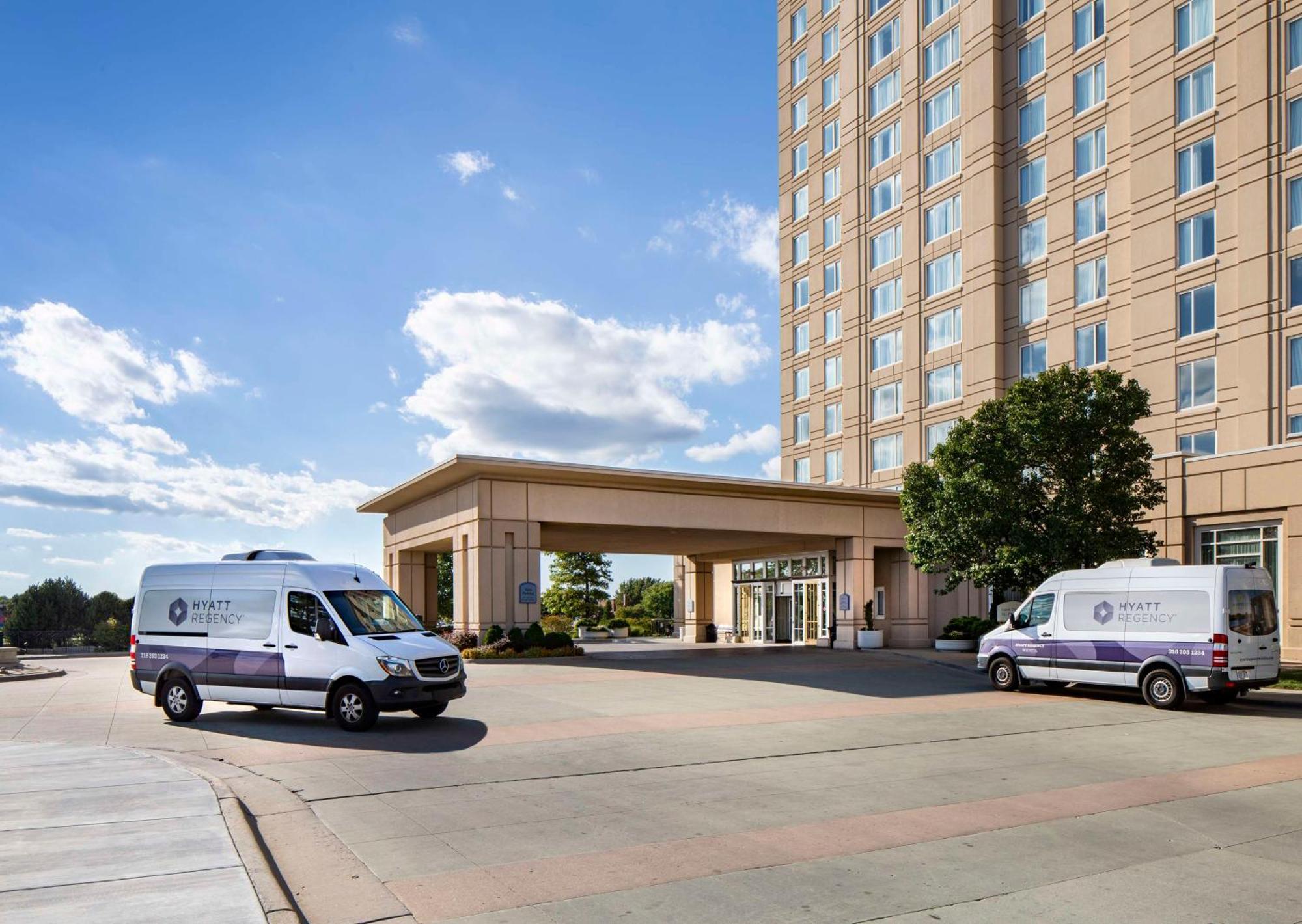 Hyatt Regency Wichita Hotel Bagian luar foto